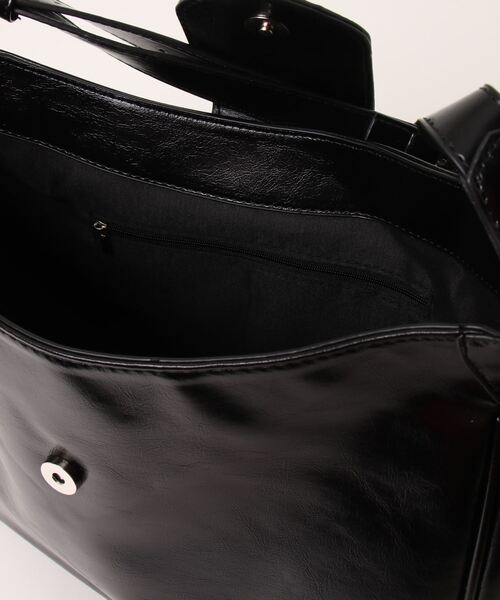 Dita Muaj.(ディータムアージュ)の「【A4対応】ヴィンテージフラップショルダーバッグ(ショルダーバッグ・レディース・ブラウン/ブラック・FREE)」の5枚目の写真