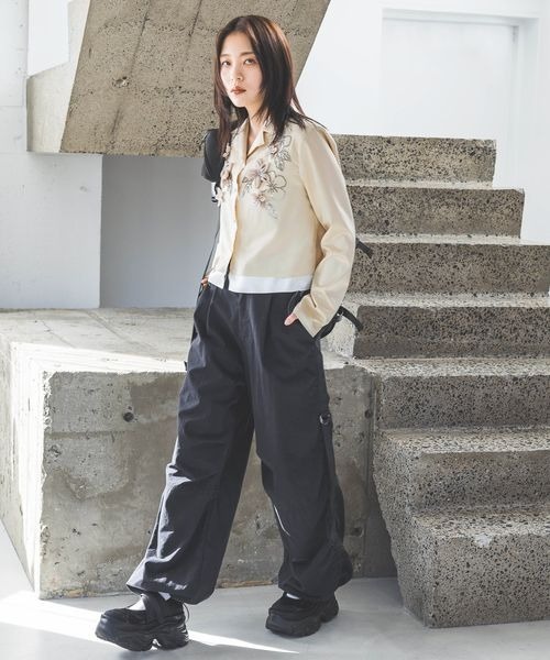 JEANASIS（ジーナシス）の「サイドベルトカーゴパンツ/105259（カーゴパンツ・レディース・ブラック/アイボリー/カーキ・SMALL/MEDIUM）」の7枚目の写真