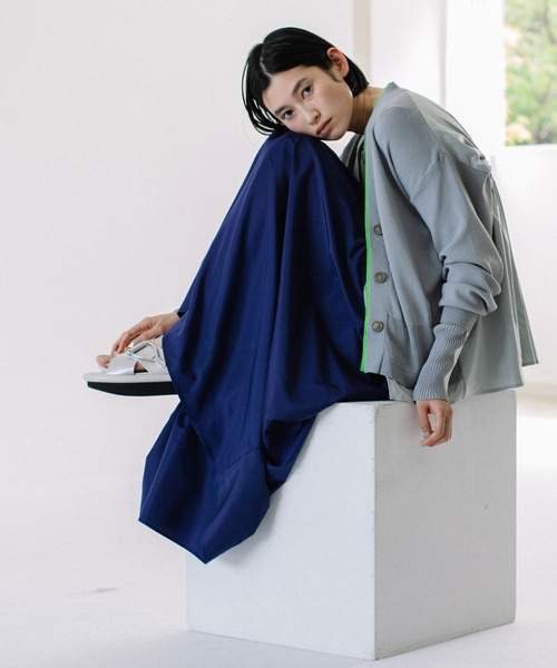 MARECHAL TERRE（マルシャルテル）の「タックデザインスカート（スカート・レディース・ベージュ/ブラック/グリーン系その他/ブルー/レッド・MEDIUM）」の11枚目の写真