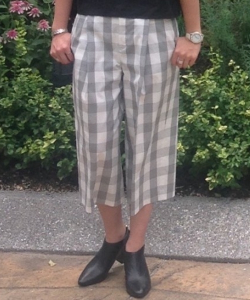 JOURNAL STANDARD（ジャーナルスタンダード）の「高密cotton-check ワイドガウチョパンツ#（その他パンツ・レディース・ブラック/ホワイト/ネイビー・38/36/40）」の10枚目の写真