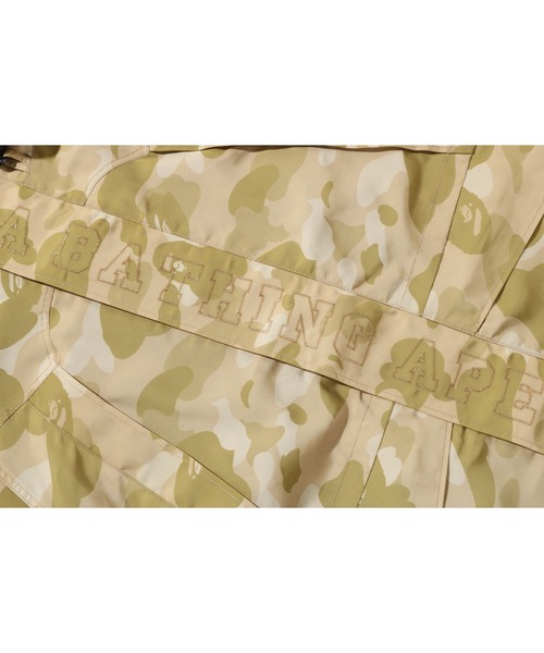 A BATHING APE(アベイシングエイプ)の「COLOR CAMO SHARK SNOWBOARD JACKET(マウンテンパーカー・メンズ・イエロー・SMALL/X-LARGE/XX-LARGE/MEDIUM/LARGE)」の9枚目の写真