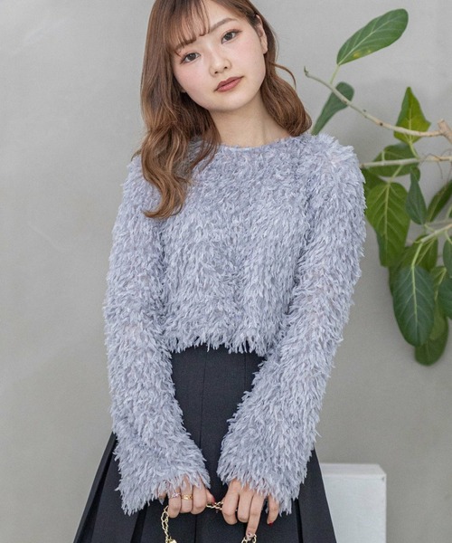 clear（クリア）の「フェザーフレアスリーブトップス≪2024SS新作≫（ニット/セーター・レディース・グレー/ベージュ/グリーン/ピンク・F）」の2枚目の写真