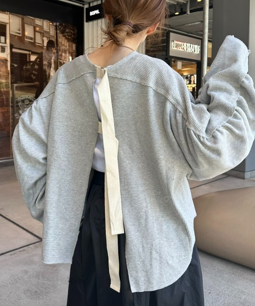 etsinta（エシンタ）の「【etsinta/エシンタ】ワッフルボリュームスリーブバックベルト（Tシャツ/カットソー・レディース・ブラック/オフホワイト/グレー・ONE SIZE）」の12枚目の写真