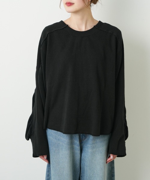 etsinta（エシンタ）の「【etsinta/エシンタ】ワッフルボリュームスリーブバックベルト（Tシャツ/カットソー・レディース・ブラック/オフホワイト/グレー・ONE SIZE）」の17枚目の写真