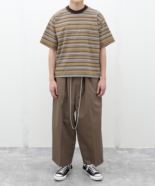 CAMIEL FORTGENS（カミエル フォートへンス）の「CAMIEL FORTGENS / NORMAL TEE HEAVY JERSEY 17.01.02.01 STRIP（Tシャツ/カットソー・メンズ・ブラウン・LARGE/MEDIUM）」の2枚目の写真