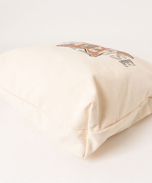 CONVERSE（コンバース）の「【CONVERSE】LOGO GRAPHIC 2WAY TOTE/トートバッグ/手提げ/肩掛け/斜め掛け/コンバース（トートバッグ・メンズ・アイボリー/ブラック/ブルー/レッド/ピンク/イエロー/ネイビー/ホワイト・FREE）」の10枚目の写真