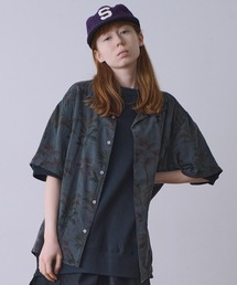 Universal Style Wear オーバーダイ リーフ シャツ