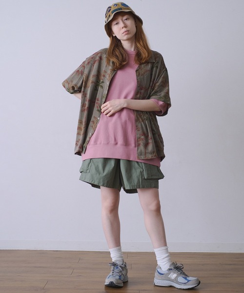 Universal Style Wear(ユニバーサルスタイルウェア)の「Universal Style Wear オーバーダイ リーフ シャツ(シャツ/ブラウス・メンズ・カーキ/スミクロ/ブルー/ブラウン・X-LARGE/LARGE/MEDIUM)」の16枚目の写真