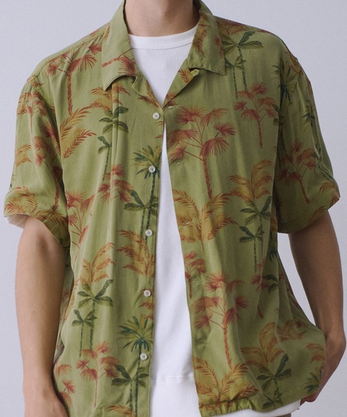 Universal Style Wear(ユニバーサルスタイルウェア)の「Universal Style Wear オーバーダイ リーフ シャツ(シャツ/ブラウス・メンズ・カーキ/スミクロ/ブルー/ブラウン・X-LARGE/LARGE/MEDIUM)」の19枚目の写真