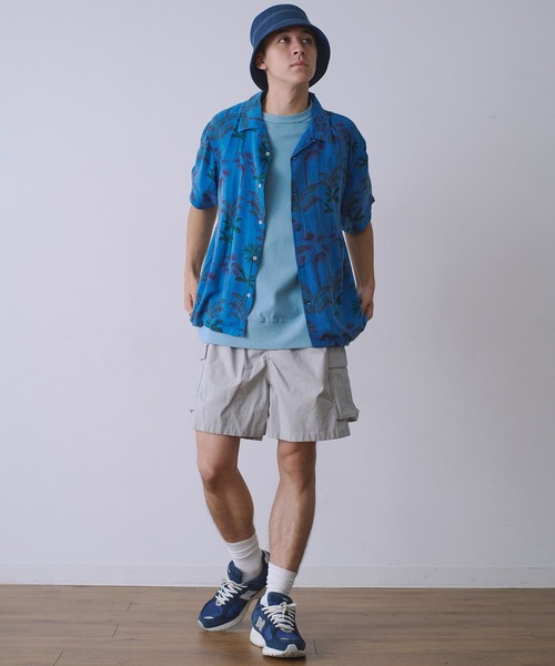 Universal Style Wear(ユニバーサルスタイルウェア)の「Universal Style Wear オーバーダイ リーフ シャツ(シャツ/ブラウス・メンズ・カーキ/スミクロ/ブルー/ブラウン・X-LARGE/LARGE/MEDIUM)」の21枚目の写真