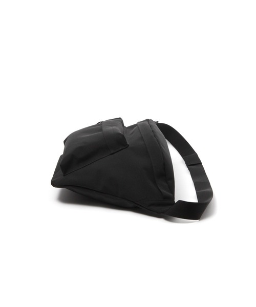 LAKOLE（ラコレ）の「ラージボディBAG / 100662（ボディバッグ/ウエストポーチ・メンズ・オフホワイト/カーキ/ブラック・FREE）」の17枚目の写真