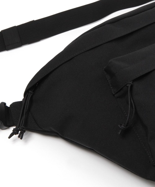 LAKOLE（ラコレ）の「ラージボディBAG / 100662（ボディバッグ/ウエストポーチ・メンズ・オフホワイト/カーキ/ブラック・FREE）」の12枚目の写真