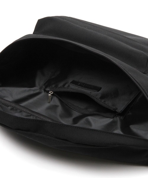 LAKOLE（ラコレ）の「ラージボディBAG / 100662（ボディバッグ/ウエストポーチ・メンズ・オフホワイト/カーキ/ブラック・FREE）」の6枚目の写真