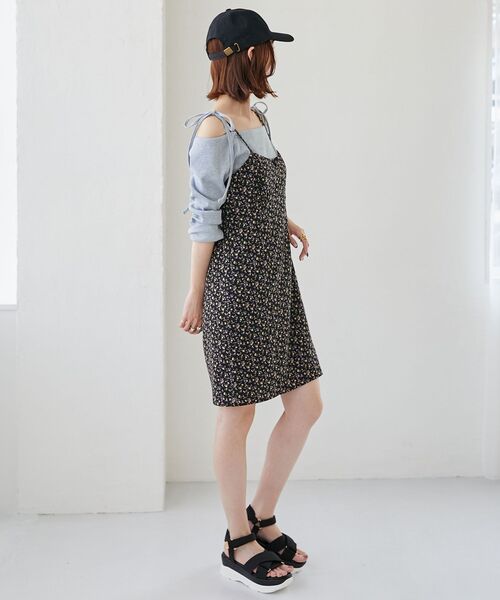 MAJESTIC LEGON（マジェスティックレゴン）の「リボンオフショルリブトップス（Tシャツ/カットソー・レディース・ブラック/グレー/ピンク・MEDIUM）」の6枚目の写真