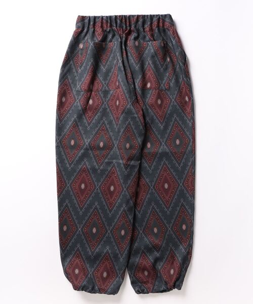 Revo.（レボ）の「Revo. オールプリント ブッチャーイージーパンツ（その他パンツ・メンズ・ネイビー/ブラック・2/1）」の3枚目の写真