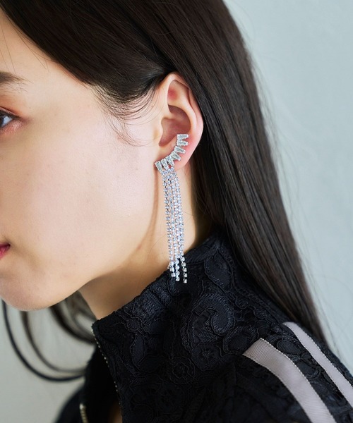 HARE（ハレ）の「ビジューフリンジイヤリング(HARE)（イヤリング・レディース・シルバー・FREE）」の4枚目の写真