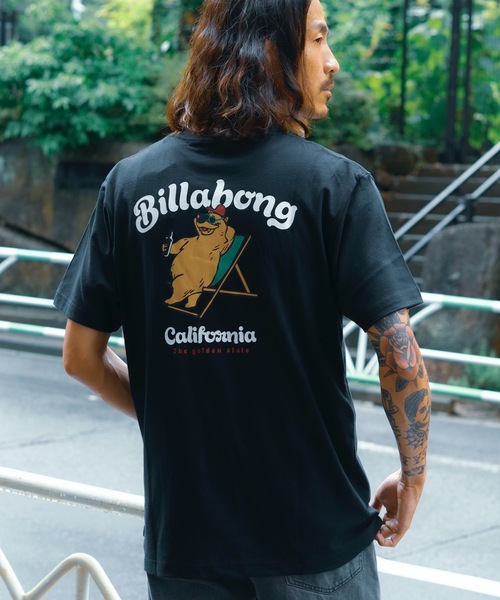 BILLABONG（ビラボン）の「BILLABONG メンズ CALI BEAR Ｔシャツ 【2024年春夏モデル】/ビラボンカリフォルニアベアバックプリント半袖ワンポイントTシャツ（Tシャツ/カットソー・メンズ・モスグリーン/ホワイト/サンドベージュ/ブラック・SMALL/MEDIUM/LARGE/X-LARGE）」の16枚目の写真
