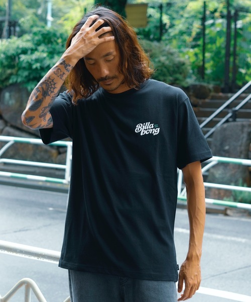 BILLABONG（ビラボン）の「BILLABONG メンズ CALI BEAR Ｔシャツ 【2024年春夏モデル】/ビラボンカリフォルニアベアバックプリント半袖ワンポイントTシャツ（Tシャツ/カットソー・メンズ・モスグリーン/ホワイト/サンドベージュ/ブラック・SMALL/MEDIUM/LARGE/X-LARGE）」の19枚目の写真