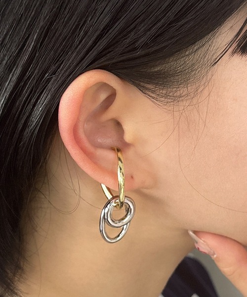 kutir(クティール)の「3連フープイヤーカフ(イヤーカフ・レディース・その他・FREE)」の3枚目の写真