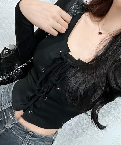 Dalfwin（ダールフィン）の「韓国ファッション レースアップデザインクロップド丈カットソー 長袖・半袖２type（Tシャツ/カットソー・レディース・ブラック/アイボリー/ブラック系/モカ/ホワイト系/グレー系・FREE/フリー）」の10枚目の写真