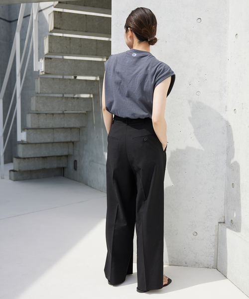 SLOBE IENA（スローブイエナ）の「TRリネン2タックパンツ（その他パンツ・レディース・ブラック/ベージュ・38/36）」の5枚目の写真