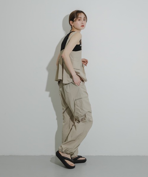 SENSE OF PLACE by URBAN RESEARCH（センスオブプレイスバイアーバンリサーチ）の「『WEB/一部店舗限定』トングクッションサンダル（サンダル・レディース・ブラック・23.5/24.5）」の5枚目の写真