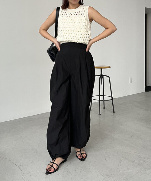 CAPRICIEUX LE'MAGE（カプリシューレマージュ）の「ウェーブ編タンク（ニット/セーター・レディース・ブラック/アイボリー・FREE）」の13枚目の写真