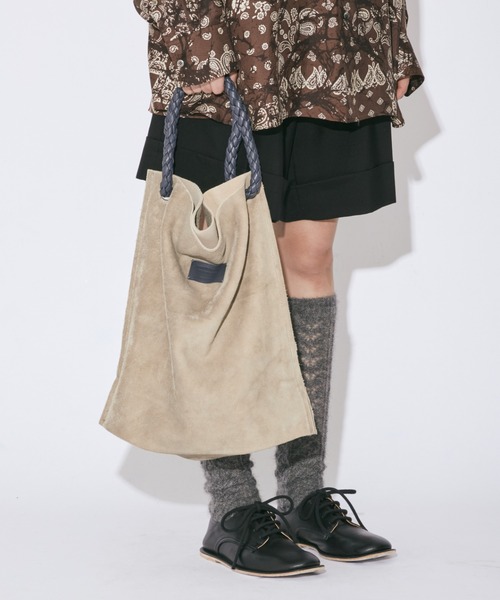 【セール】towel leather one shoulder bag（ショルダーバッグ）｜beautiful people（ビューティフルピープル） 26,048円