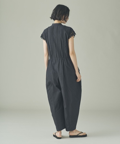 Curensology（カレンソロジー）の「Curensology(カレンソロジー)/コットンレースオールインワン（つなぎ/オールインワン・レディース・ブルー/ブラック/ベージュ/ネイビー/ブラウン・FREE）」の8枚目の写真