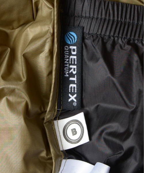 HOLIDAY パッカブルダウンジャケット　カーキ HOLIDAY（ホリデイ）の「PACKABLE DOWN JACKET (GOOD EVENING