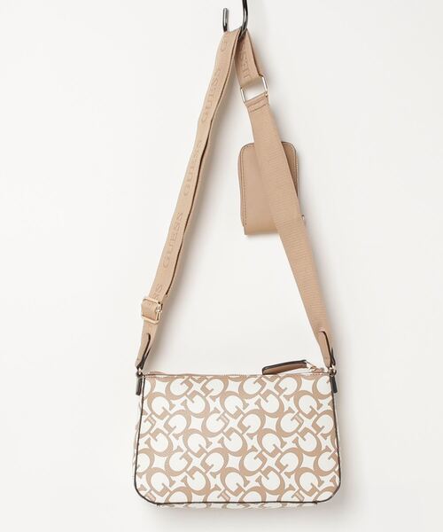 Guess（ゲス）の「BEACON Falls Mini Xbody Top Zip クロスボディバッグ ショルダーバッグ（ショルダーバッグ・レディース・ベージュ・ONE SIZE）」の14枚目の写真