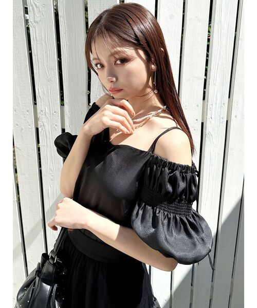 RESEXXY（リゼクシー）の「ボリュームスリーブオフショルブラウス（シャツ/ブラウス・レディース・ラベンダー/ブラック/アイボリー・FREE）」の10枚目の写真