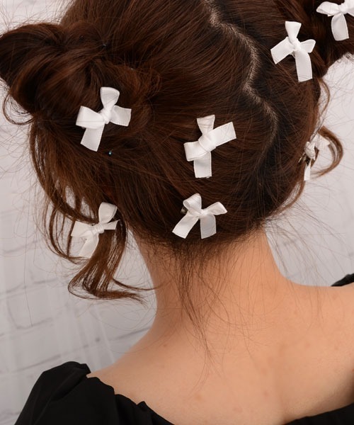 VIBGYOR Women（ヴィブジョー　ウィメン）の「【float】ミニリボン ミニヘアクリップ【8個セット/7色展開/イベント/発表会/ヘアアレンジ】（バレッタ/ヘアクリップ・レディース・パープル/ホワイト/レッド/アイボリー/ブラック/ブルー/ワインレッド・FREE）」の18枚目の写真