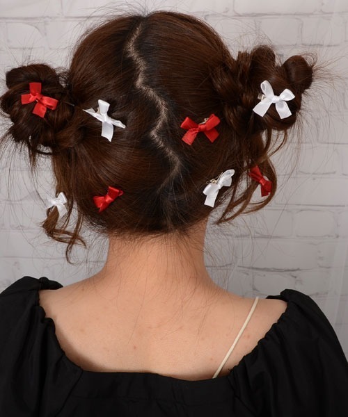 VIBGYOR Women（ヴィブジョー　ウィメン）の「【float】ミニリボン ミニヘアクリップ【8個セット/7色展開/イベント/発表会/ヘアアレンジ】（バレッタ/ヘアクリップ・レディース・パープル/ホワイト/レッド/アイボリー/ブラック/ブルー/ワインレッド・FREE）」の8枚目の写真