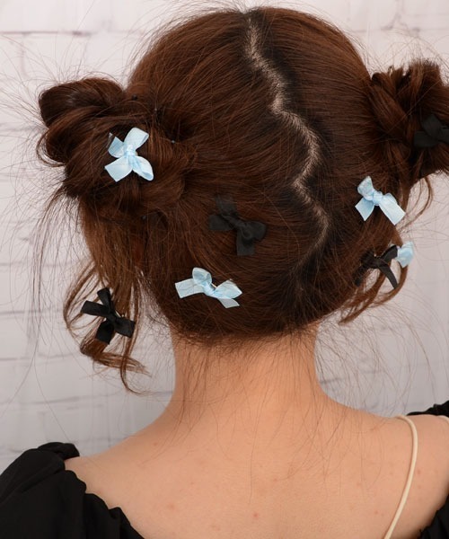 VIBGYOR Women（ヴィブジョー　ウィメン）の「【float】ミニリボン ミニヘアクリップ【8個セット/7色展開/イベント/発表会/ヘアアレンジ】（バレッタ/ヘアクリップ・レディース・パープル/ホワイト/レッド/アイボリー/ブラック/ブルー/ワインレッド・FREE）」の10枚目の写真