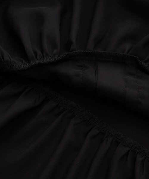 BONLECILL noir(ボンルシールノワール)の「【BONLECILL noir】フレンチスリーブフリルペプラムブラウス(シャツ/ブラウス・レディース・アイボリー/ブラック/ブルーグレー・FREE)」の4枚目の写真