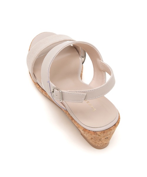 JELLY BEANS（ジェリービーンズ）の「トリプルベルトバックバンドウエッジサンダル(210-40396)JELLY BEANS(ジェリービーンズ)（サンダル・レディース・ブラック/ブルー/アイボリー・S/M/L）」の8枚目の写真