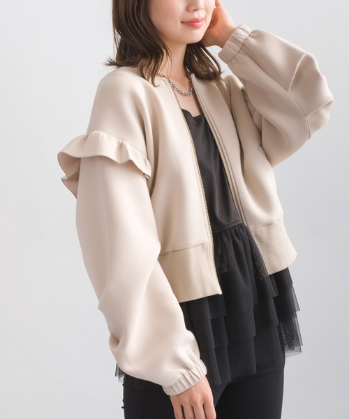 PICCIN（ピッチン）の「ショルダーフリルブルゾン（ブルゾン・レディース・ブラック/ベージュ・M）」の2枚目の写真