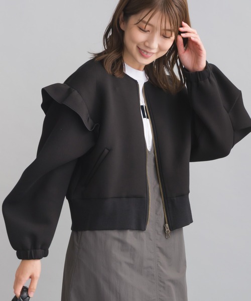 PICCIN（ピッチン）の「ショルダーフリルブルゾン（ブルゾン・レディース・ブラック/ベージュ・M）」の6枚目の写真