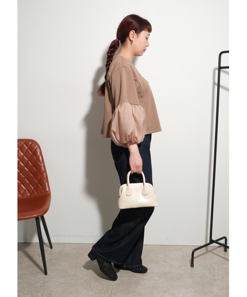 palm RICHE(ポームリシュ)の「キラキラボリューム袖TOPS(シャツ/ブラウス・レディース・ベージュ/ブラック・M)」の14枚目の写真
