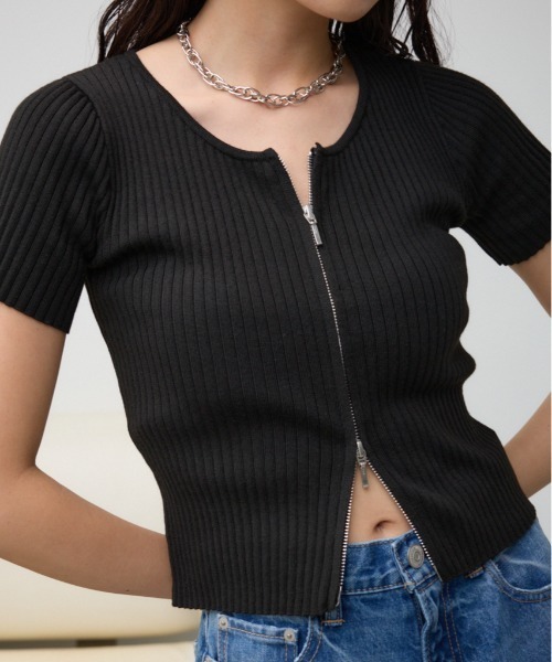 AZUL by moussy（アズールバイマウジー）の「Wジップショートスリーブプルオーバー（カーディガン/ボレロ・レディース・レッド/オフホワイト/ブルー/グレー/ブラック・FREE）」の4枚目の写真