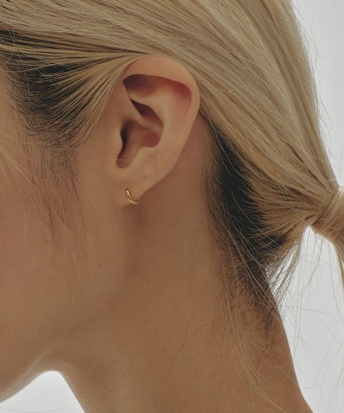 TODAYFUL（トゥデイフル）の「TODAYFUL　Petit Hoop Pierce プチフープピアス/12490904（ピアス（両耳用）・レディース・シルバー/ゴールド・ONE SIZE）」の6枚目の写真