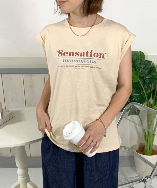 CRB(シーアールビー)の「ロゴフレンチスリーブTシャツ(Tシャツ/カットソー・レディース・ベージュ/オフホワイト/チャコール・F)」の3枚目の写真