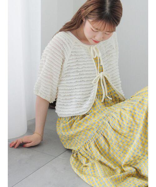 ehka sopo（エヘカソポ）の「フリルカットカーディガン（カーディガン/ボレロ・レディース・ブラック/サックスブルー/グリーン/キナリ・F）」の2枚目の写真