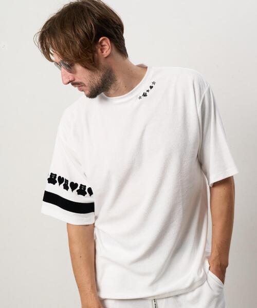 ROYAL FLASH(ロイヤルフラッシュ)の「STUD MUFFIN/スタッドマフィン/TCパイル ベアハートボーダーフロッキープリント Tシャツ(Tシャツ/カットソー・メンズ・ホワイト/モスグリーン/グレー系その他6/ブラック・2/3/4)」の1枚目の写真