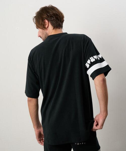 ROYAL FLASH(ロイヤルフラッシュ)の「STUD MUFFIN/スタッドマフィン/TCパイル ベアハートボーダーフロッキープリント Tシャツ(Tシャツ/カットソー・メンズ・ホワイト/モスグリーン/グレー系その他6/ブラック・2/3/4)」の6枚目の写真