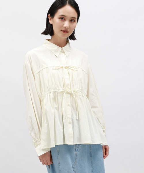 LAKOLE（ラコレ）の「ギャザーリボンシャツ / 142589（シャツ/ブラウス・レディース・ブルー/ブラック/アイボリー・FREE）」の7枚目の写真