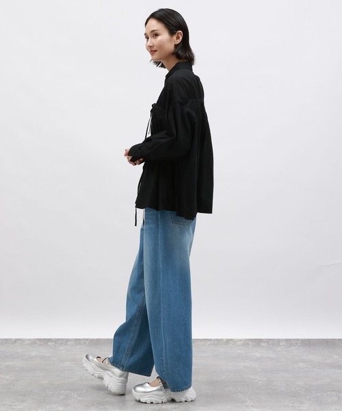 LAKOLE（ラコレ）の「ギャザーリボンシャツ / 142589（シャツ/ブラウス・レディース・ブルー/ブラック/アイボリー・FREE）」の11枚目の写真