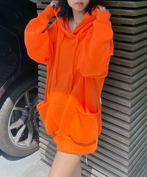 SPIRALGIRL(スパイラルガール)の「バックロゴドルマンパーカーワンピース(ワンピース・レディース・グリーン/ライトグレー/オレンジ/ブラック・FREE)」の15枚目の写真