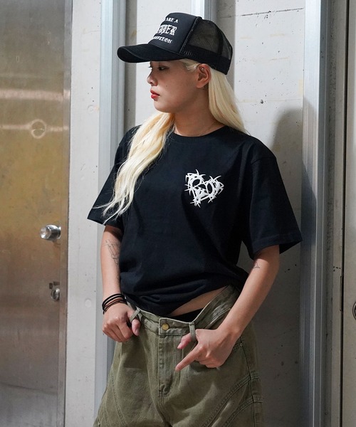 【RIPPER】ハートスクリプト Tシャツ / Heart Script T-Shirt（Tシャツ/カットソー）｜RIPPER（リッパー）